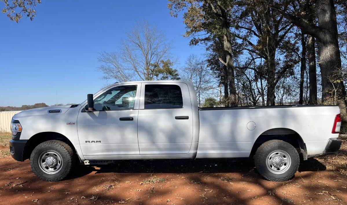 2022 RAM 2500 Tradesman Crew Cab