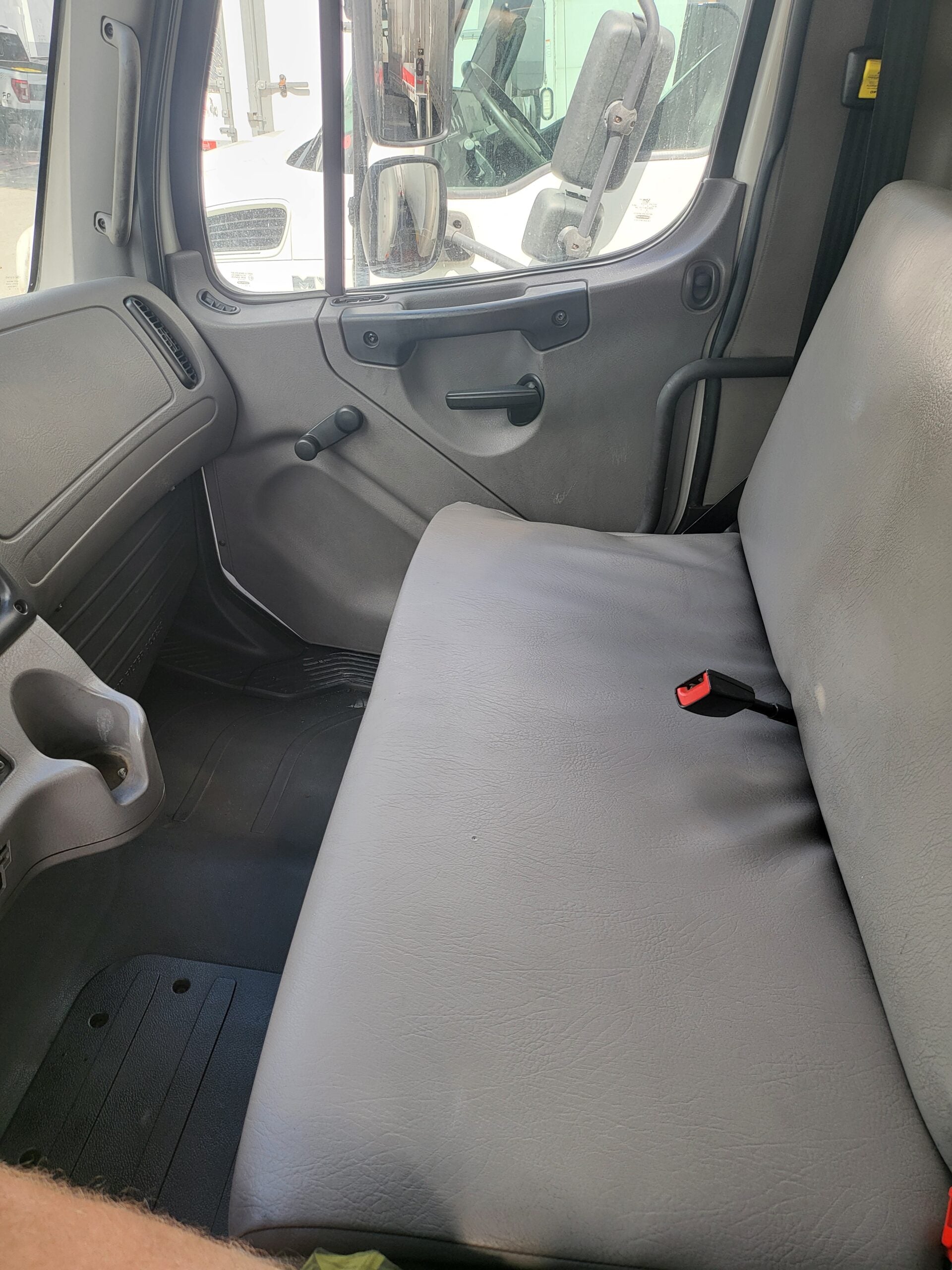 2019 Freightliner Box Truck